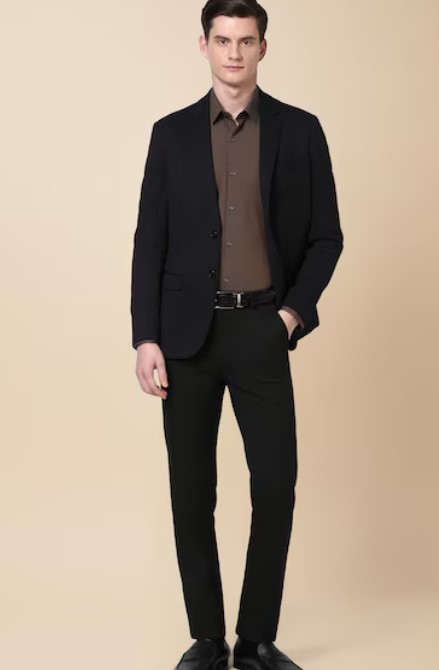 Men Black Textured Formal Blazer - Image 4